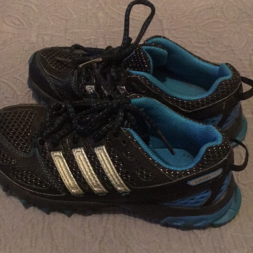 Adidas tennis shoe size 1